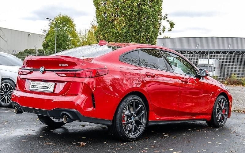 Gebraucht BMW 220 M Sport 178 PS (130 kW) 2024 Rot Coupé