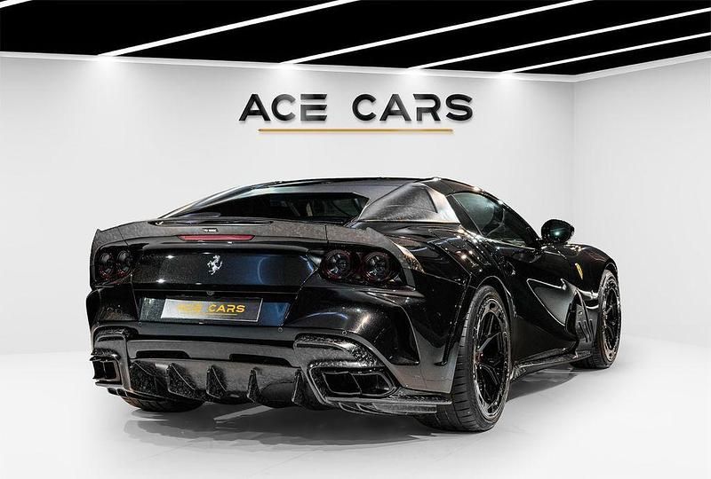 Gebraucht Ferrari 812 799 PS (587 kW) 2024 Schwarz Cabrio