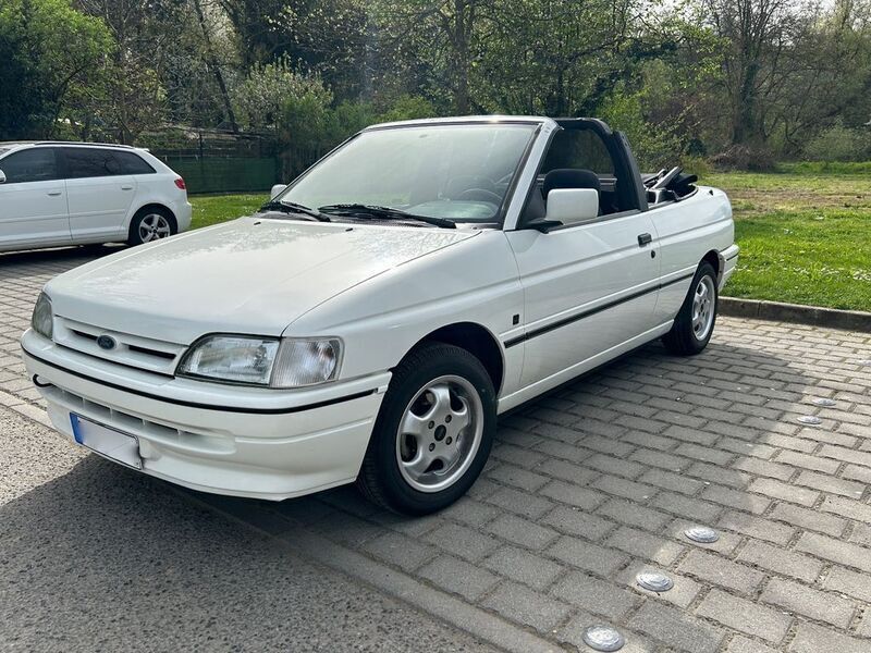Weiß Gebraucht 1992 Ford Escort Cabriolet Cabrio | 4.400 € - Bild 1/4