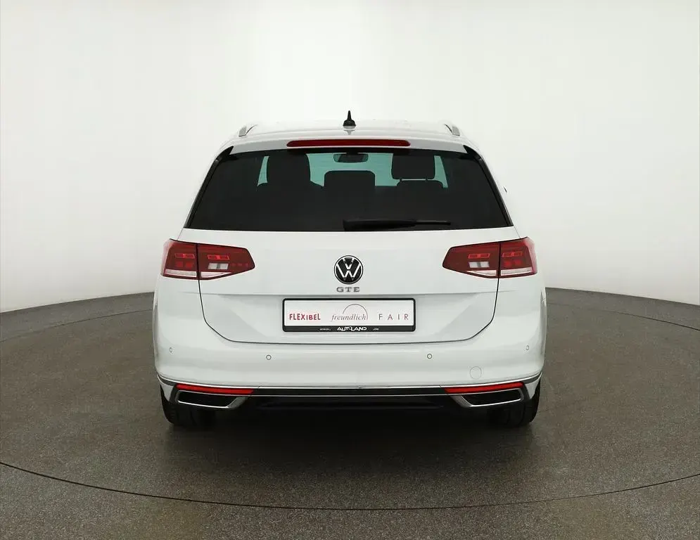 Gebraucht VW Passat GTE 218 PS (160 kW) 2022 Weiß Kombi