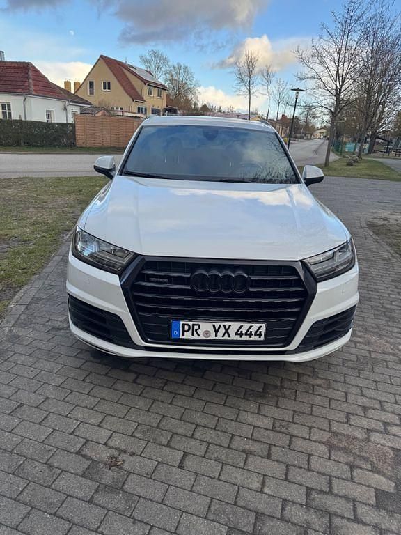 Gebraucht Audi Q7 Ambiente 272 PS (200 kW) 2016 Weiß SUV