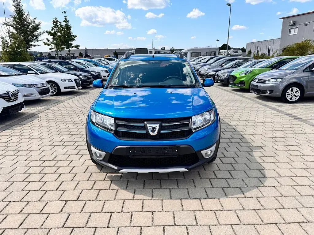 Gebraucht Dacia Sandero Prestige 90 PS (66 kW) 2016 Blau Limousine