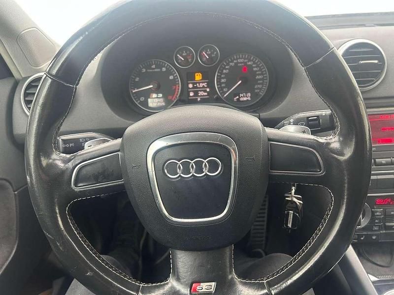 Gebraucht Audi S3 Sportback 265 PS (194 kW) 2010 Schwarz Kleinwagen