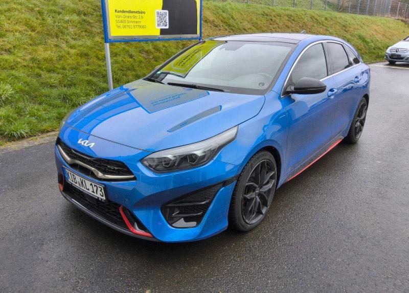 Gebraucht Kia ProCeed 204 PS (150 kW) 2023 (b3l) blue flame met. (metallic) Kombi