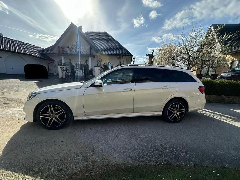 Usata Mercedes E350 252 CV (185 kW) 2014 Bianco Station wagon
