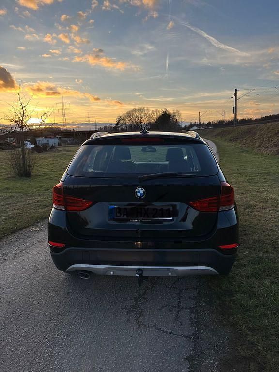 Gebraucht BMW X1 143 PS (105 kW) 2013 Schwarz SUV