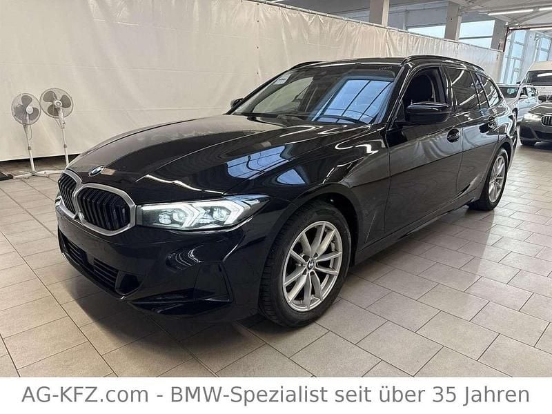 Schwarz ii Gebraucht 2023 BMW 318 Sport Line Kombi | 19.499 € (Guter Preis) - Bild 1/4