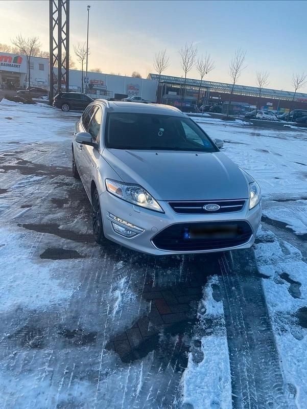 Second-hand Ford Mondeo 200 CP (147 kW) 2013 Argintiu Break
