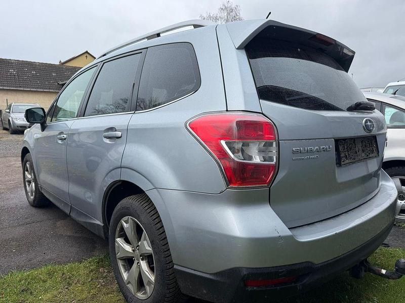 Gebraucht Subaru Forester Exclusive+ 147 PS (108 kW) 2015 Silber SUV