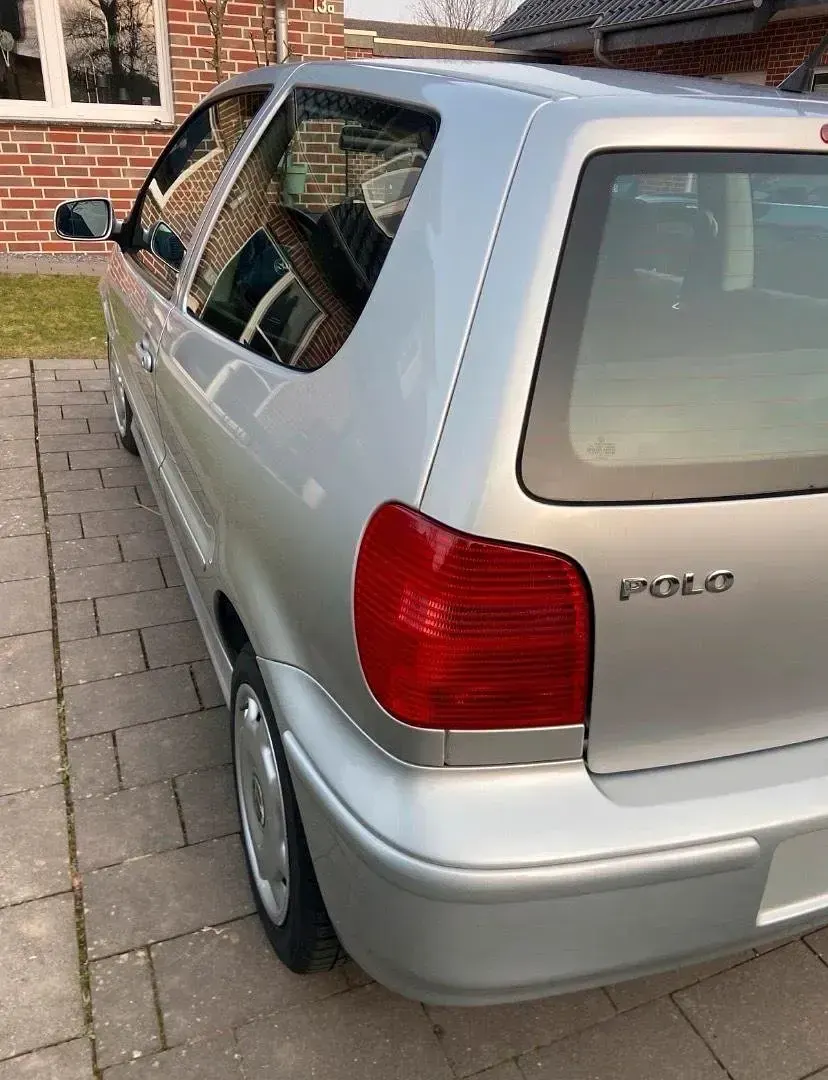 Gebraucht VW Polo Edition 50 PS (36 kW) 2001 Silber Kleinwagen