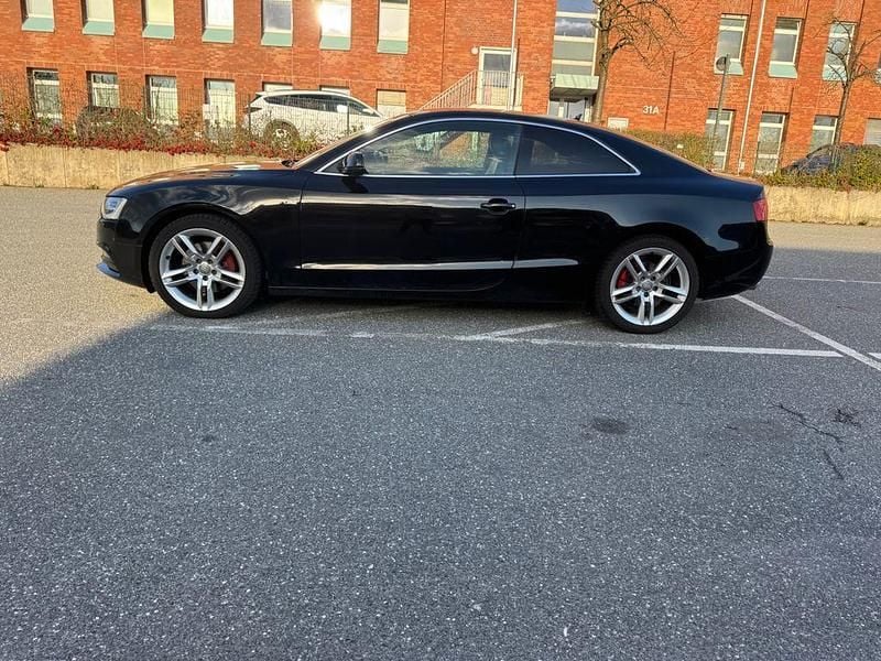 Gebraucht Audi A5 Comfort 204 PS (150 kW) 2014 Schwarz Coupé