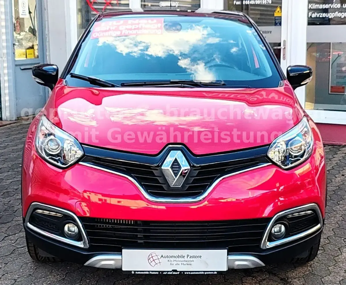 Używany Renault Captur XMOD 110 KM (80 kW) 2017 Czerwony SUV