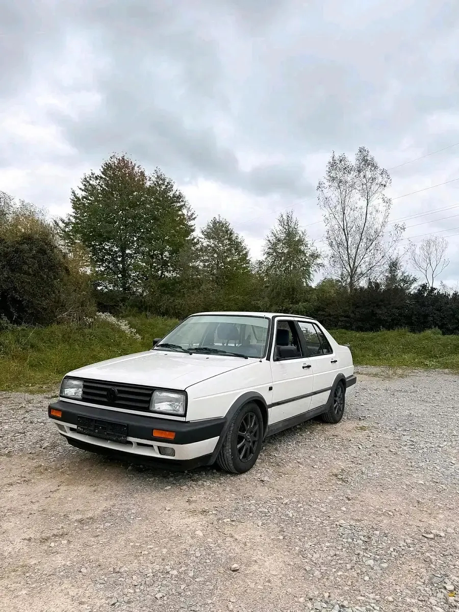 Gebraucht VW Jetta 70 PS (51 kW) 1991 Weiß Limousine