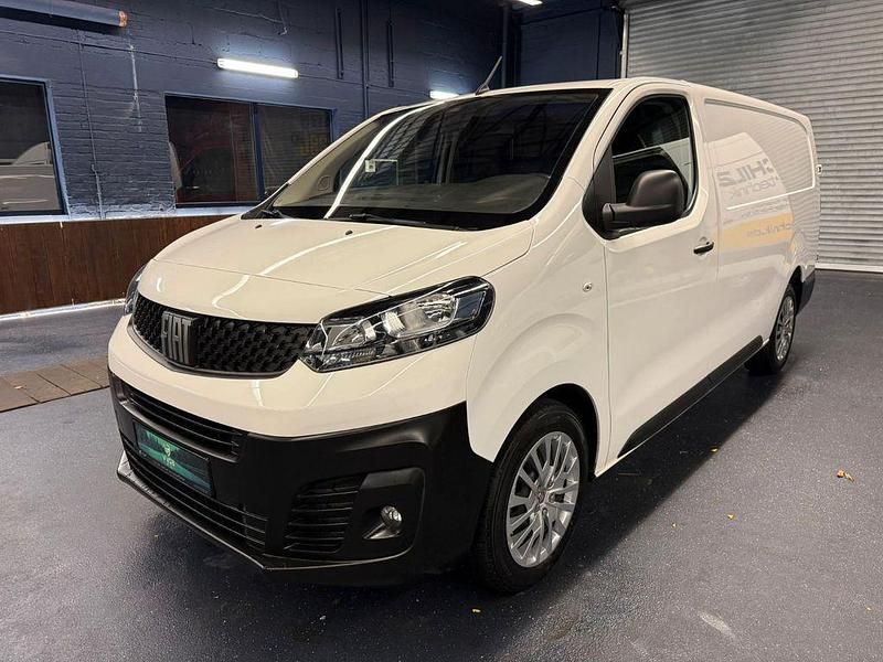 Weiß Gebraucht 2022 Fiat Scudo Van | 15.470 € (Superpreis) - Bild 1/4