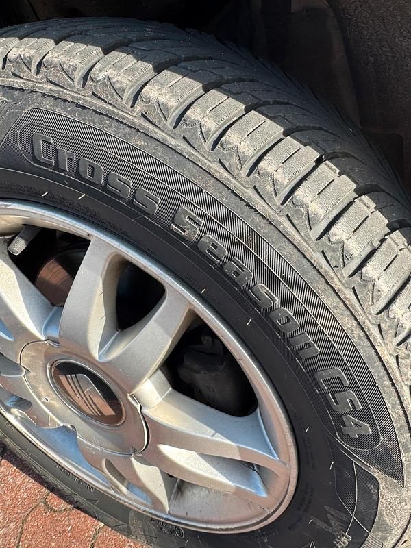 Usata Seat Leon 105 CV (77 kW) 2003 Argento Utilitaria