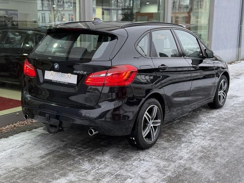 Gebraucht BMW 220 Active Tourer Sport Line 190 PS (139 kW) 2017 Schwarz Van / Kleinbus