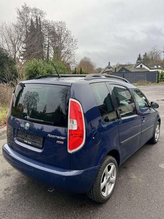 Gebraucht Skoda Roomster Plus Edition 105 PS (77 kW) 2012 Pacificblau Van / Kleinbus