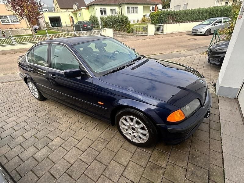 Blau Gebraucht 1999 BMW 320 Limousine | 1.500 € (Superpreis) - Bild 1/4