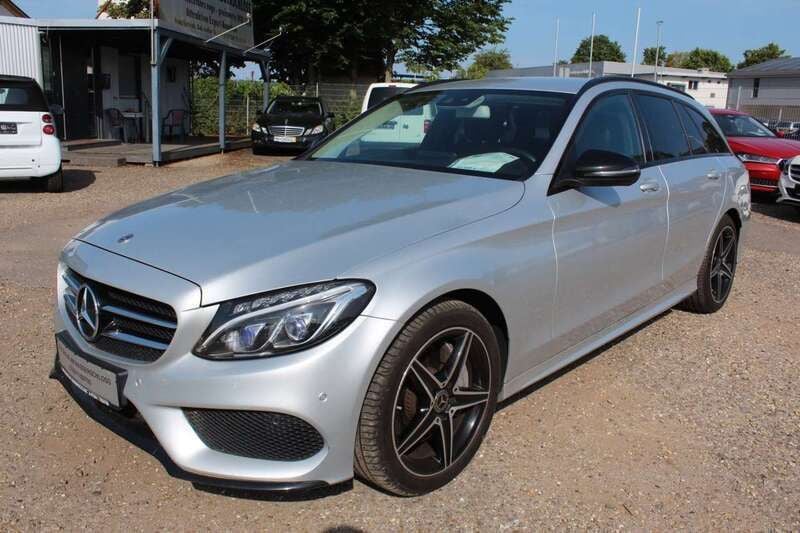 Iridiumsilber metalliclack Gebraucht 2018 Mercedes C400 Exclusive Kombi | 20.995 € (Fairer Preis) - Bild 1/4