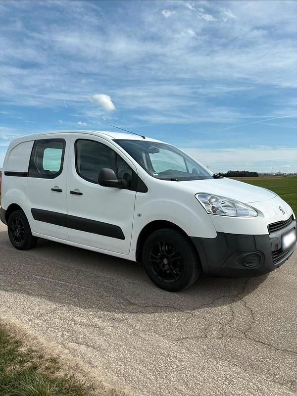 Gebraucht Peugeot Partner 90 PS (66 kW) 2013