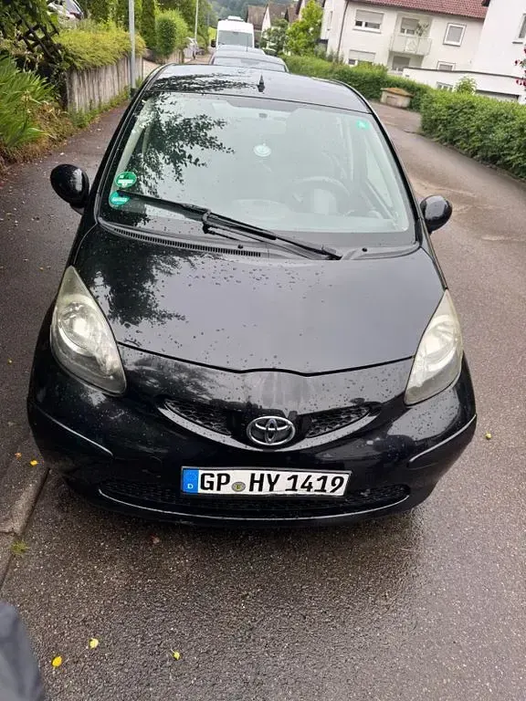 Gebraucht Toyota Aygo 68 PS (50 kW) 2006 Schwarz Kleinwagen