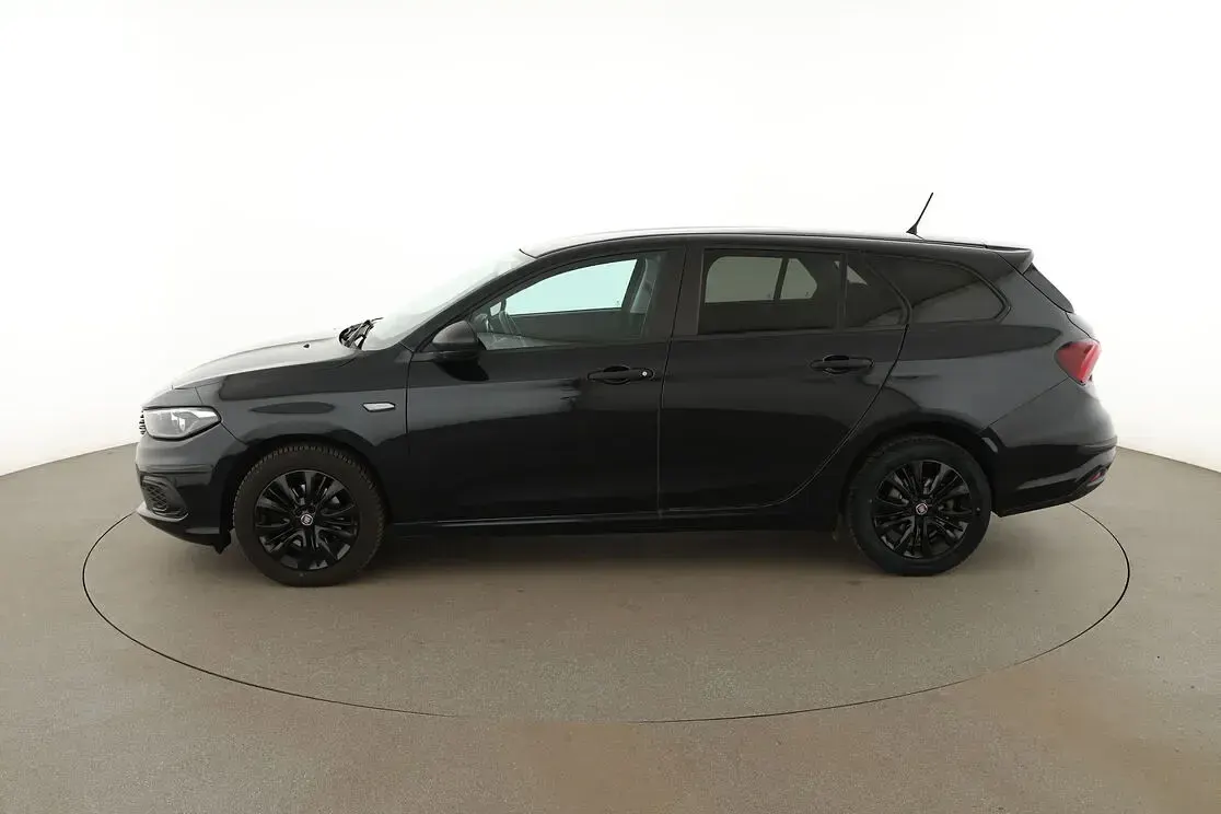 Second-hand Fiat Tipo Pop 95 CP (69 kW) 2019 Negru Break