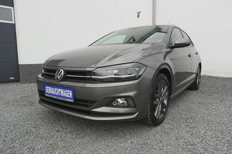 Grau Gebraucht 2019 VW Polo Join Limousine | 14.400 € (Fairer Preis) - Bild 1/4