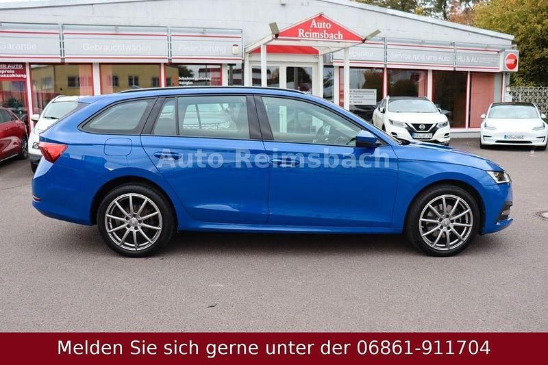 Second-hand Skoda Octavia 204 CP (150 kW) 2022 Albastru Break