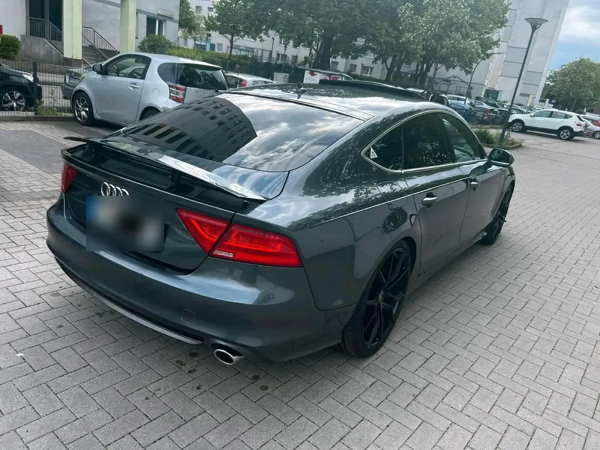 Gebraucht Audi A7 Sportback 245 PS (180 kW) 2012 Grau Kleinwagen