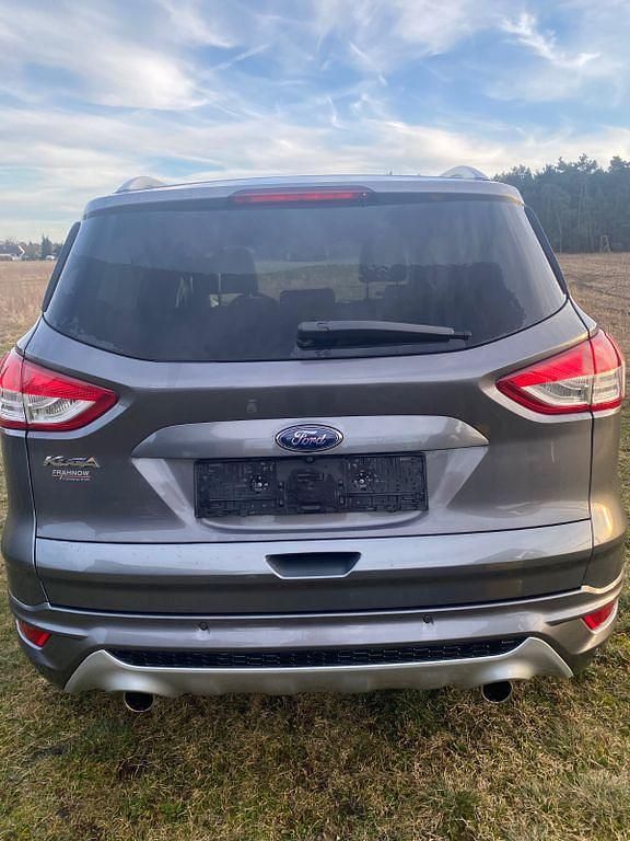 Gebraucht Ford Kuga Titanium 163 PS (119 kW) 2014 Grau SUV