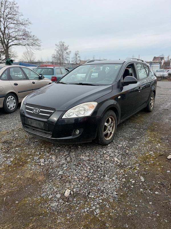 Gebraucht Kia Ceed EX 143 PS (105 kW) 2007 Schwarz Kleinwagen