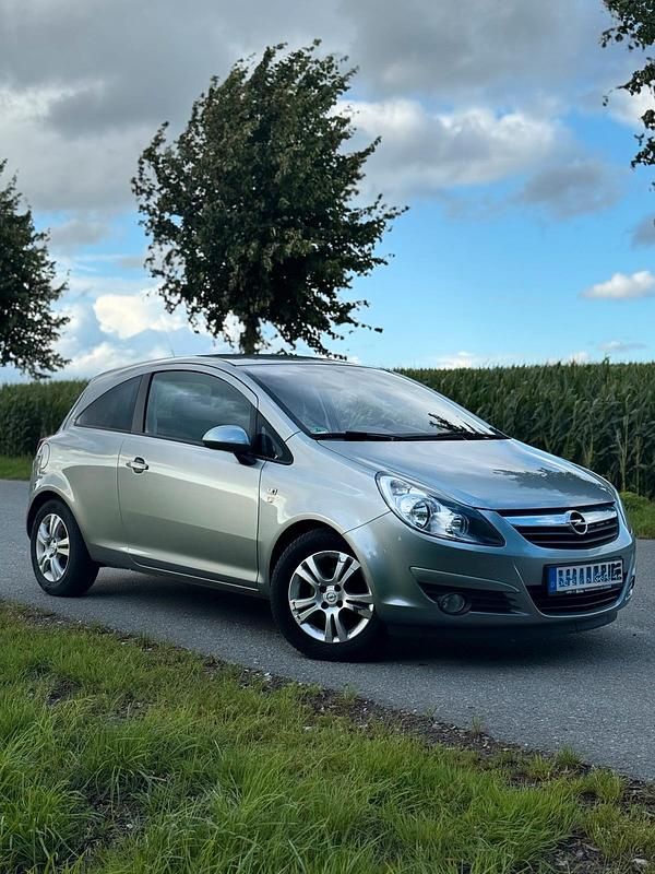 Silber Gebraucht 2010 Opel Corsa Edition Kleinwagen | 4.700 € (Fairer Preis) - Bild 1/4