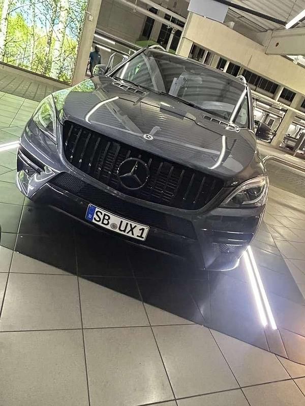 Gebraucht Mercedes ML350 258 PS (189 kW) 2012 SUV
