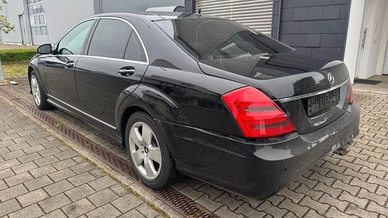 Usata Mercedes S320 235 CV (172 kW) 2007 Nero Berlina