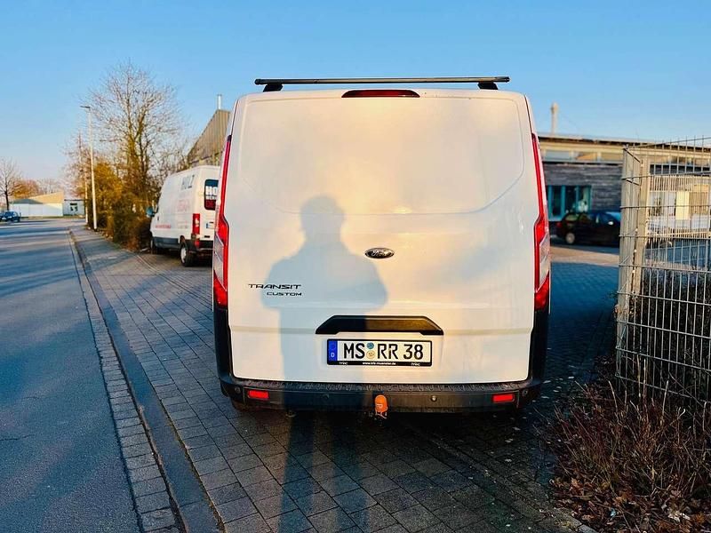 Gebraucht Ford Transit Custom 125 PS (91 kW) 2015 Frostweiß Van / Kleinbus