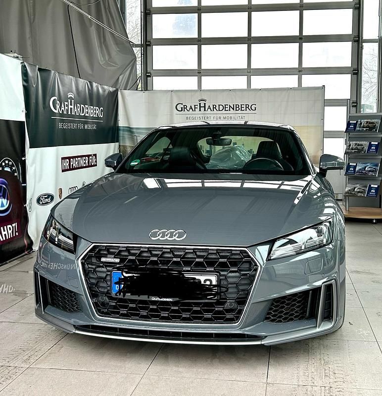 Grau Gebraucht 2019 Audi TT Coupé | 29.800 € (Fairer Preis) - Bild 1/4