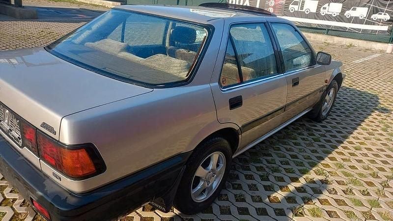 Gebraucht Honda Accord 116 PS (85 kW) 1987 Grau Limousine