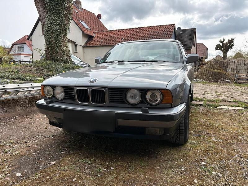 Second-hand BMW 525 192 CP (141 kW) 1991 Berlinǎ