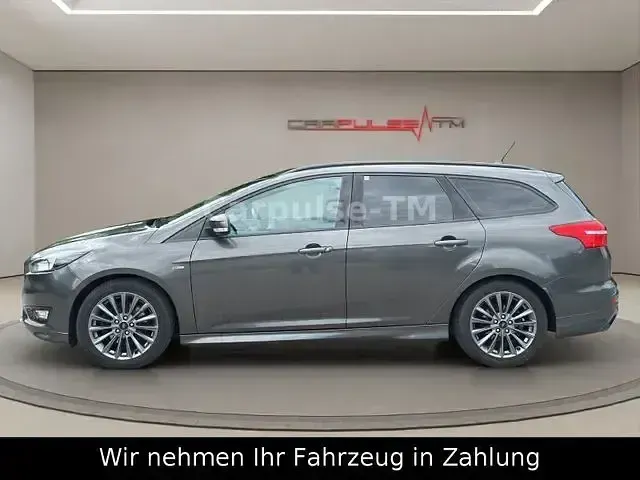 Gebraucht Ford Focus ST-Line 150 PS (110 kW) 2018 Magnetic Kombi