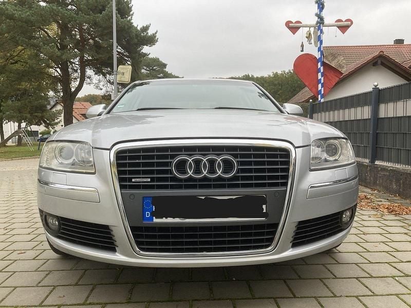 Gebraucht Audi A8 232 PS (170 kW) 2007 Silber Limousine
