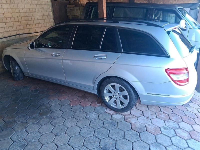 Gebraucht Mercedes C200 136 PS (100 kW) 2011 Silber Kombi