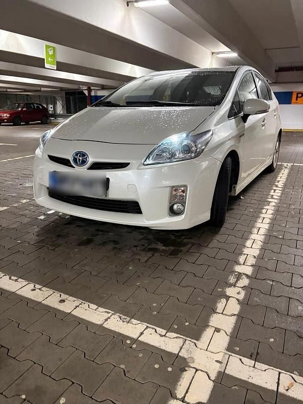 Second-hand Toyota Prius 136 CP (100 kW) 2009 Alb Hatchback