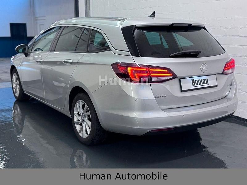 Gebraucht Opel Astra Innovation 110 PS (80 kW) 2018 Argonsilber/sovereign/switchbl Kombi