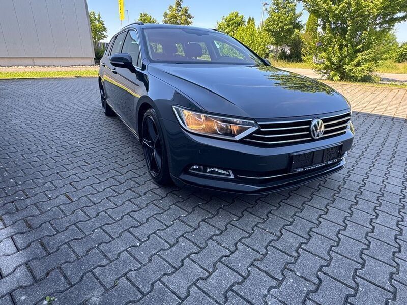 Grau Gebraucht 2015 VW Passat Comfortline Kombi | 11.200 € (Guter Preis) - Bild 1/4