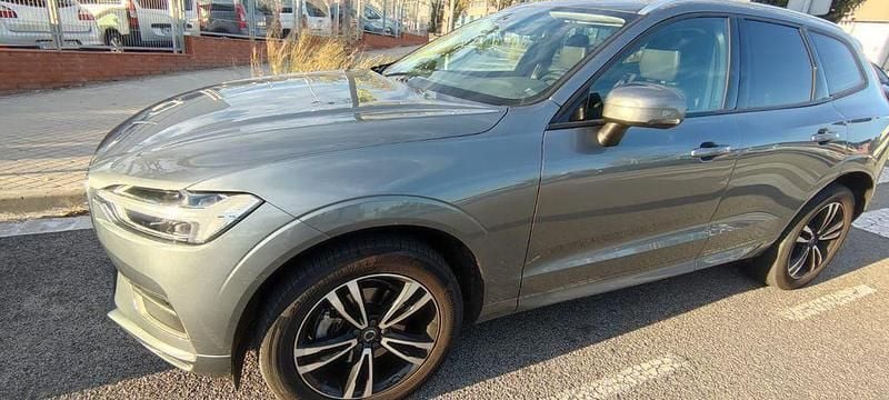 Grau Gebraucht 2019 Volvo XC60 Momentum SUV | 24.900 € (Superpreis) - Bild 1/4