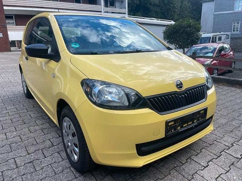 Gelb Gebraucht 2015 Skoda Citigo Active Kleinwagen | 4.990 € (Guter Preis) - Bild 1/2