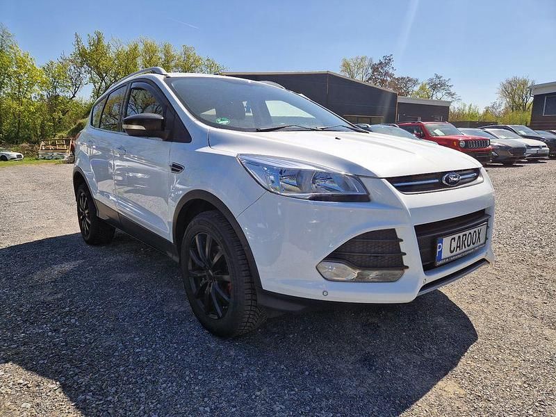 Używany Ford Kuga Trend 150 KM (110 kW) 2013 Biały SUV