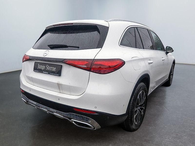 Gebraucht Mercedes GLC200 Avantgarde 204 PS (150 kW) 2025 Weiß SUV