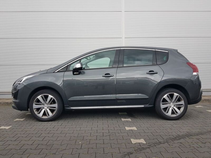 Grau Gebraucht 2015 Peugeot 3008 Allure SUV | 8.300 € (Fairer Preis) - Bild 1/4