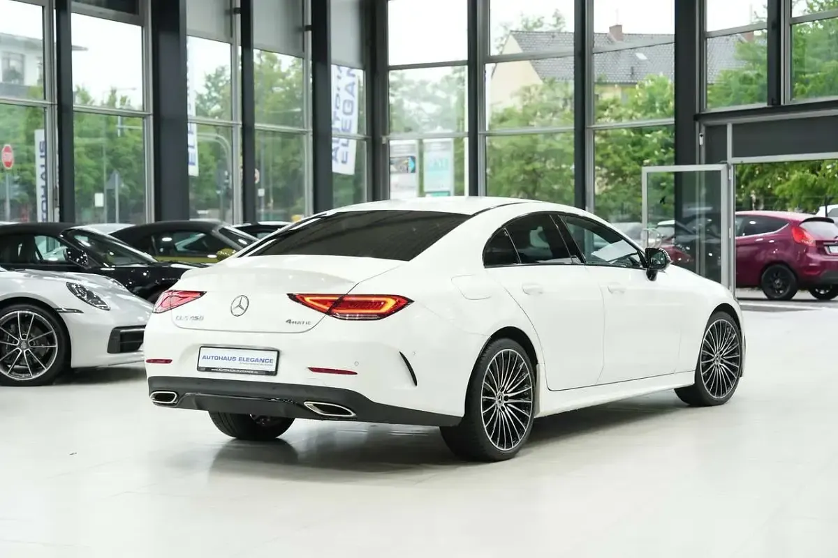 Gebraucht Mercedes CLS450 AMG line 367 PS (269 kW) 2022 Polarweiss  unilack Limousine